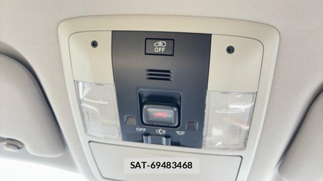 Lexus CT 2011-10 8653130-9