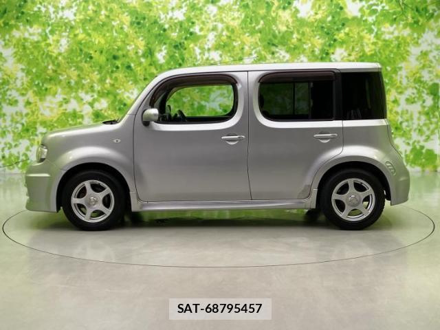 Nissan CUBE 2010-02 8653473-1