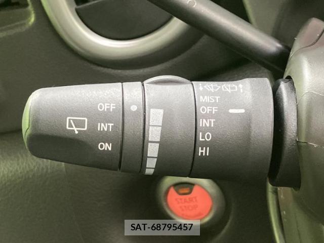 Nissan CUBE 2010-02 8653473-15