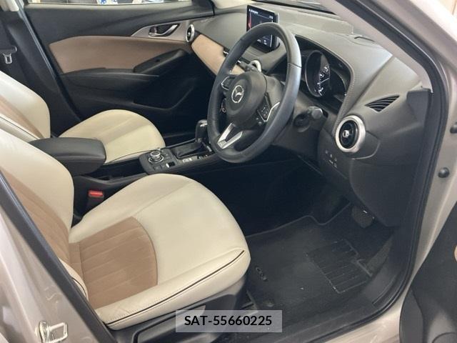 Mazda CX-3 2022-01 8648018-3