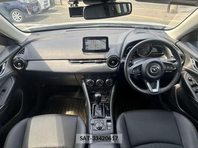 Mazda CX-3 2018-05 8649108-1