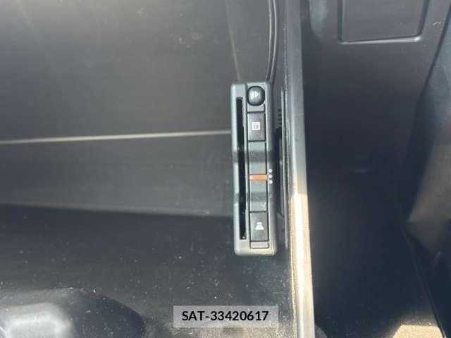 Mazda CX-3 2018-05 8649108-15
