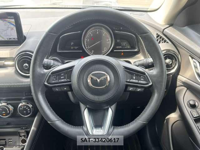 Mazda CX-3 2018-05 8649108-7