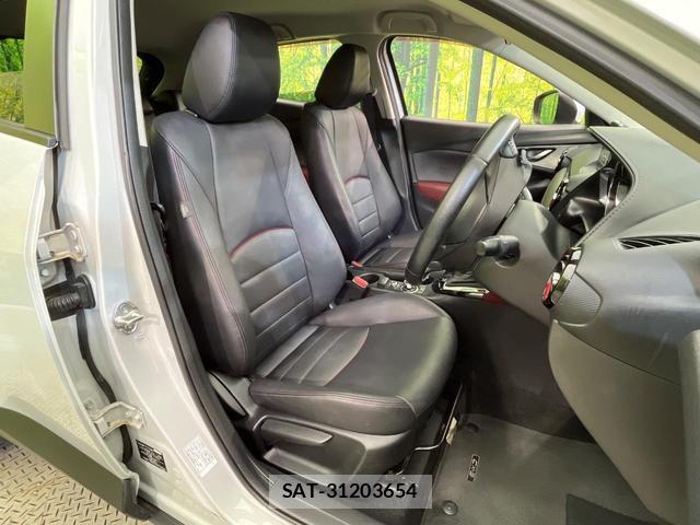 Mazda CX-3 2016-08 8651497-8