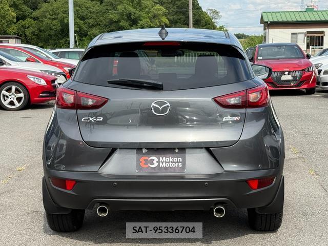 Mazda CX-3 2017-01 8651814-10