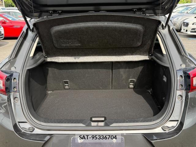 Mazda CX-3 2017-01 8651814-15