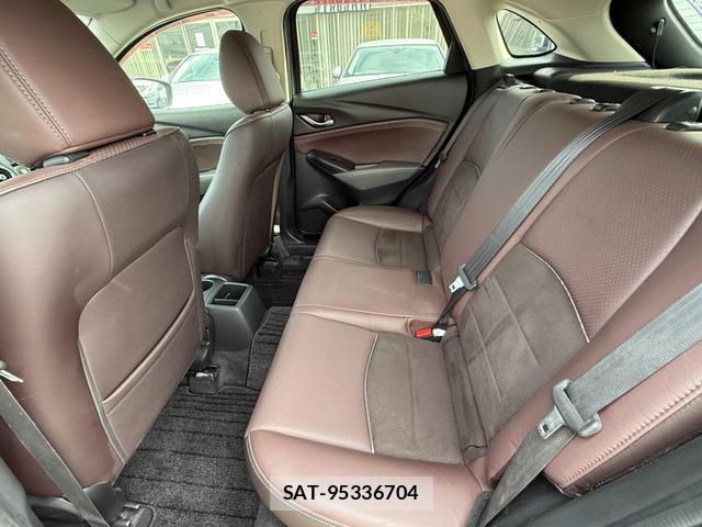 Mazda CX-3 2017-01 8651814-17