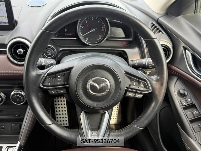 Mazda CX-3 2017-01 8651814-18