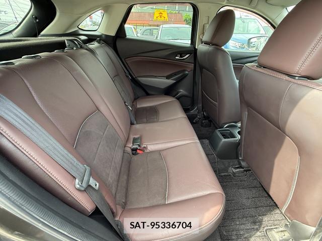Mazda CX-3 2017-01 8651814-5