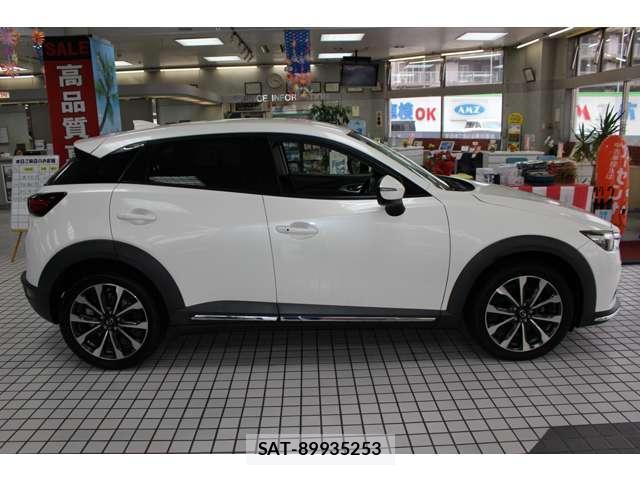 Mazda CX-3 2018-05 8652522-3