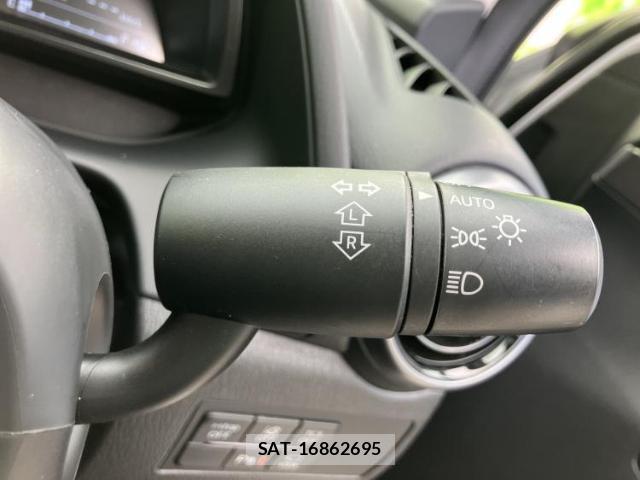Mazda CX-3 2021-05 8653617-15