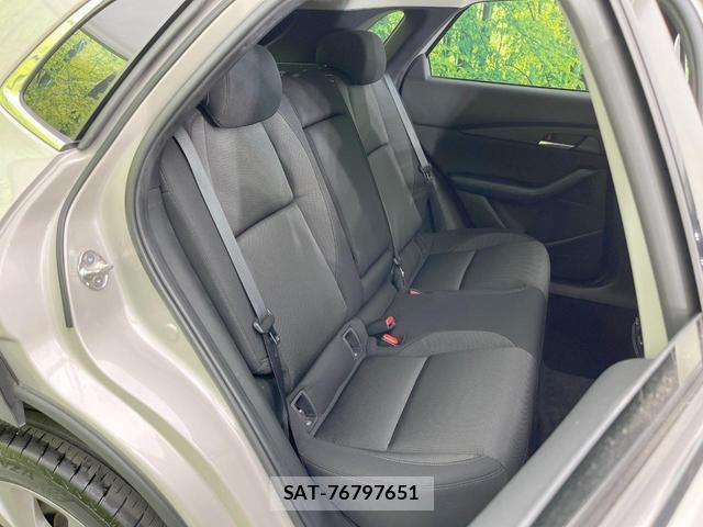 Mazda CX-30 2022-11 8648774-8