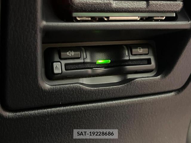 Mazda CX-30 2023-08 8649220-5