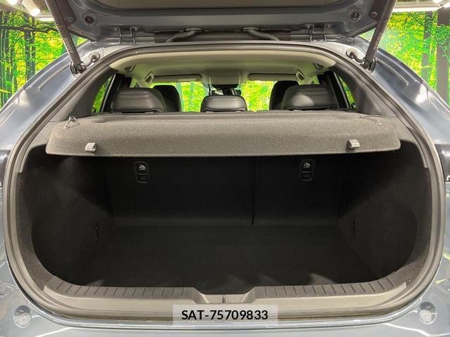 Mazda CX-30 2021-09 8649359-9