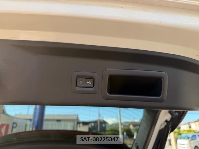 Mazda CX-30 2021-05 8649391-17