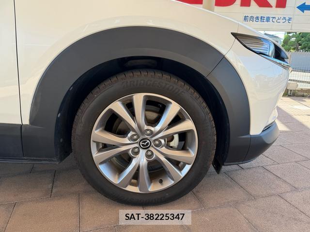 Mazda CX-30 2021-05 8649391-3