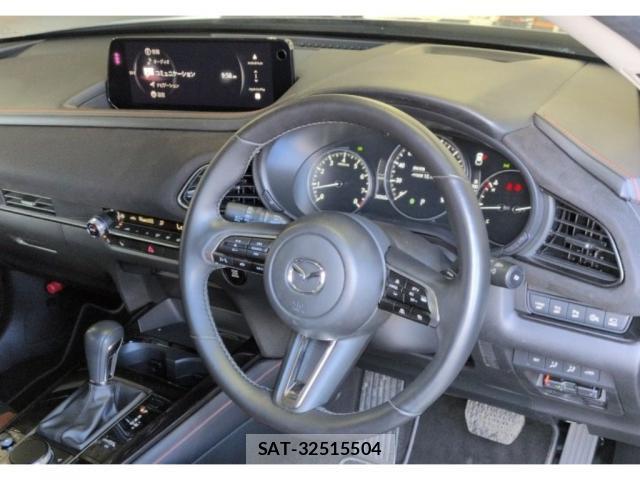 Mazda CX-30 2024-05 8650369-2