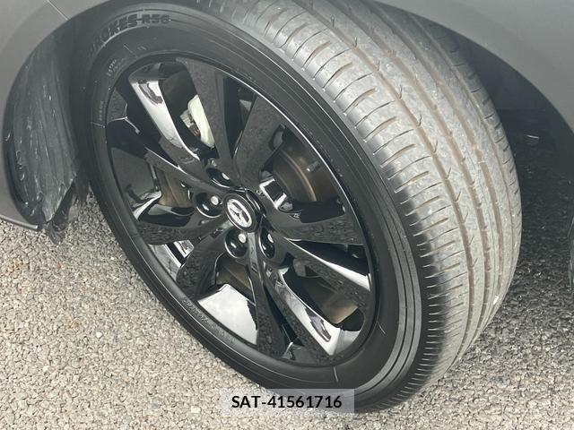 Mazda CX-30 2023-12 8650868-8