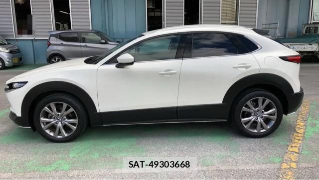 Mazda CX-30 2020-03 8651472-3