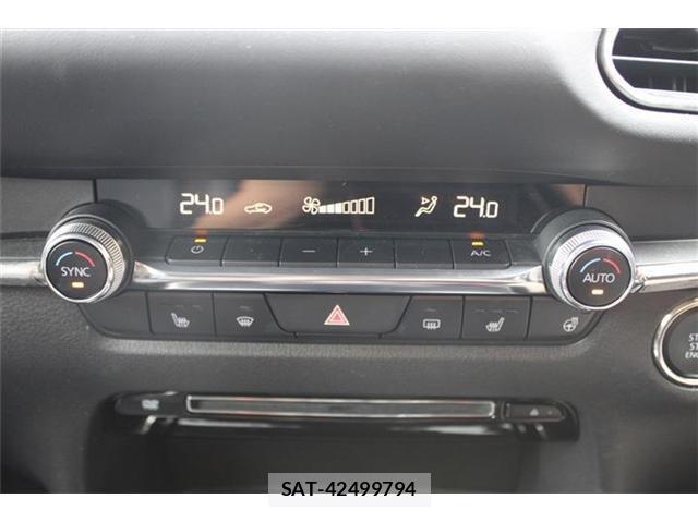 Mazda CX-30 2021-09 8651896-3