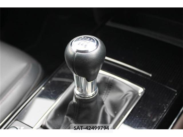 Mazda CX-30 2021-09 8651896-5