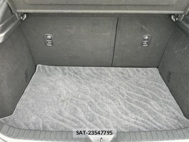 Mazda CX-30 2023-02 8653540-7