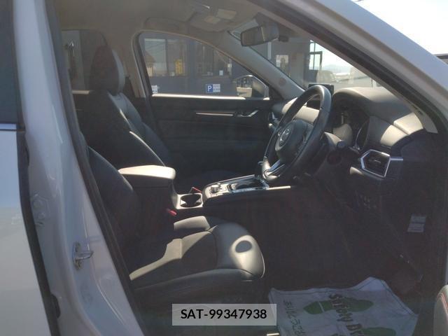Mazda CX-5 2022-03 8646862-5