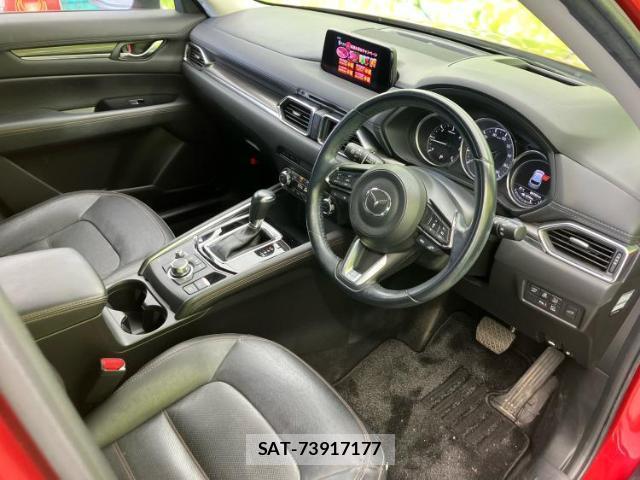 Mazda CX-5 2017-06 8652640-3