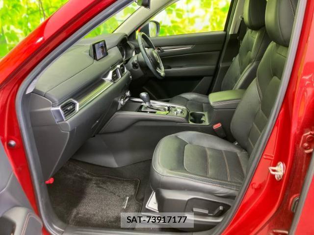Mazda CX-5 2017-06 8652640-5