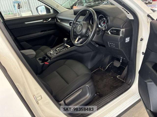 Mazda CX-5 2022-02 8652664-5