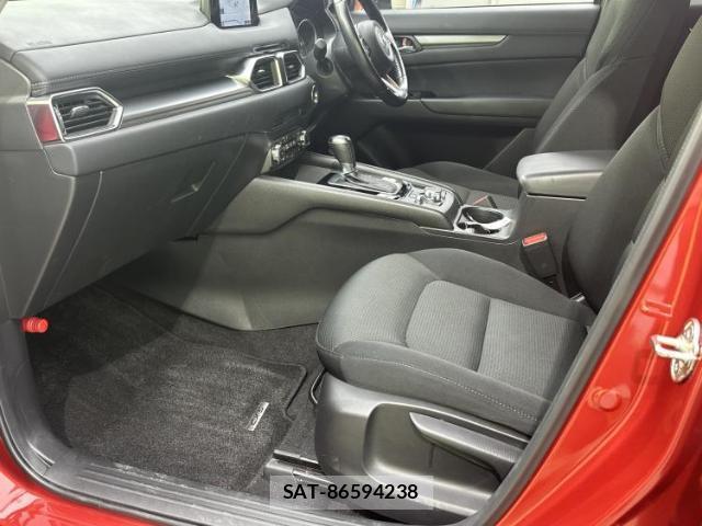 Mazda CX-5 2018-10 8653463-5