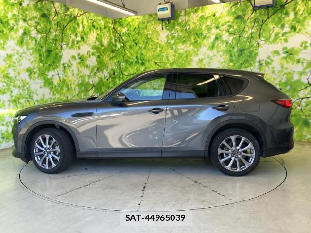 Mazda CX-60 2023-11 8652382-1