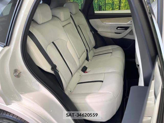 Mazda CX-60 2023-10 8653249-8
