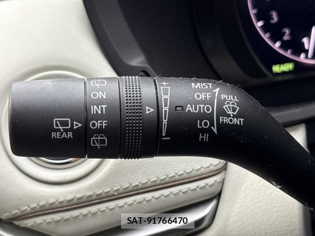 Mazda CX-60 2022-09 8653450-16