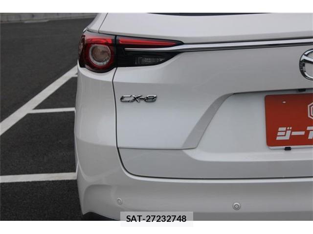 Mazda CX-8 2018-03 8651883-17