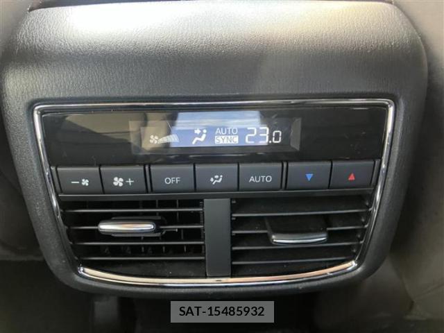 Mazda CX-8 2018-03 8653475-15
