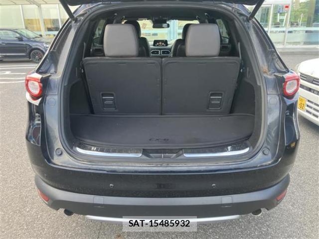 Mazda CX-8 2018-03 8653475-6