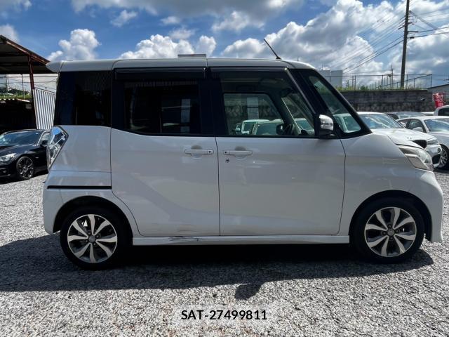 Nissan DAYZ ROOX 2014-03 8649897-3