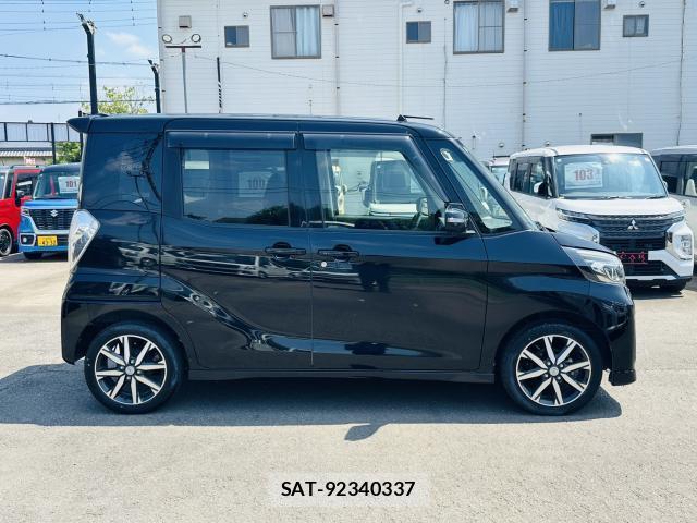 Nissan DAYZ ROOX 2017-08 8653299-8