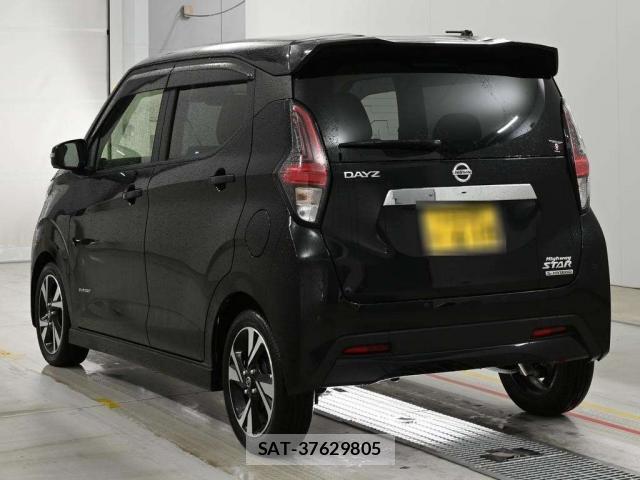 Nissan DAYZ 2022-01 8648035-1