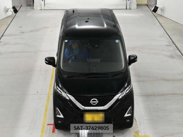 Nissan DAYZ 2022-01 8648035-9