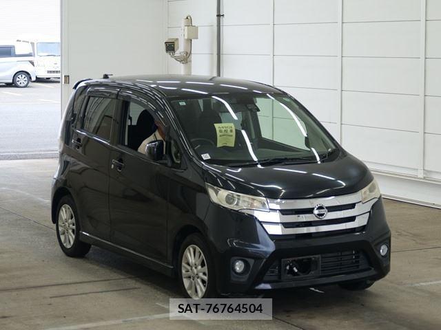 Nissan DAYZ 2015-10 8648099-0