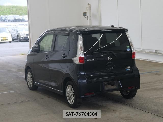 Nissan DAYZ 2015-10 8648099-1