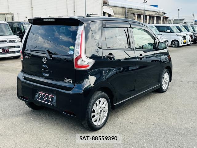 Nissan DAYZ 2018-07 8653300-6