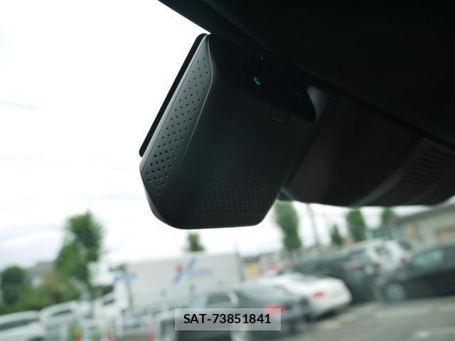 Land Rover DEFENDER 2023-12 8646662-8