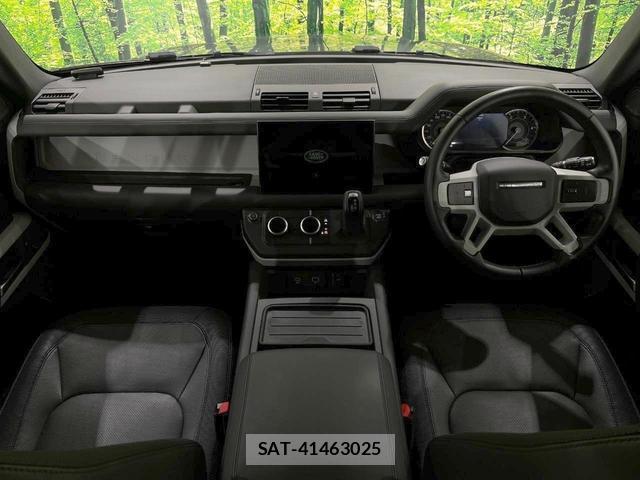 Land Rover DEFENDER 2023-08 8648308-1