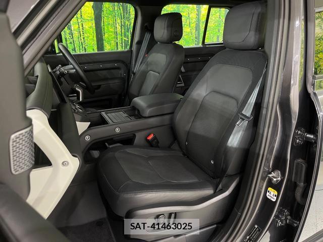Land Rover DEFENDER 2023-08 8648308-12