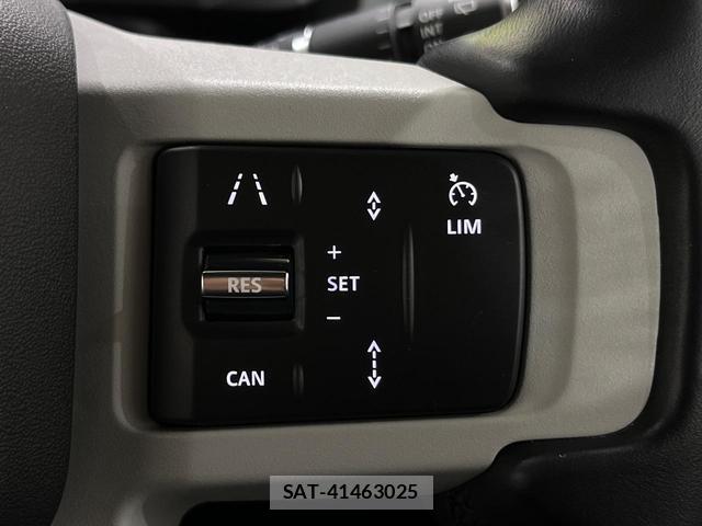 Land Rover DEFENDER 2023-08 8648308-8