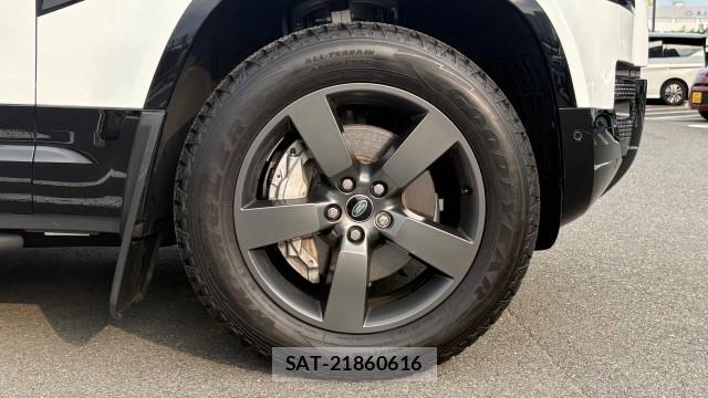Land Rover DEFENDER 2023-04 8651464-8