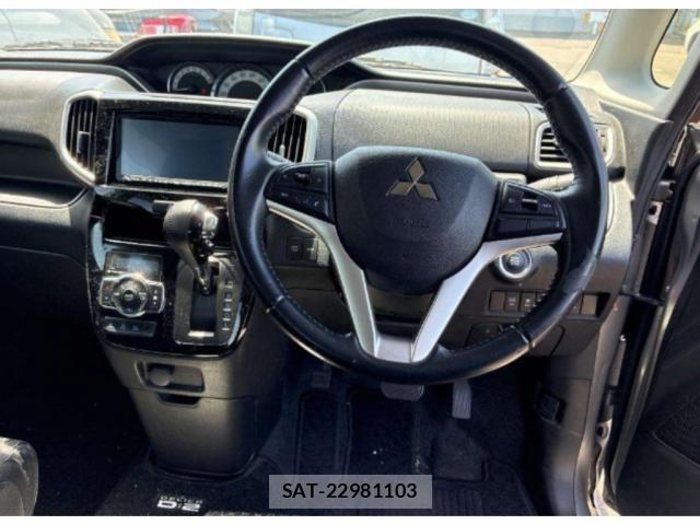 Mitsubishi DELICA 2016-03 8650677-2